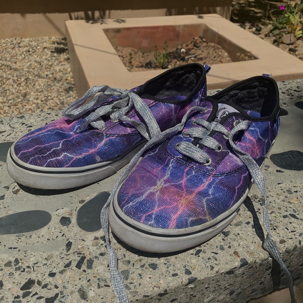 lightning sparkly low tops